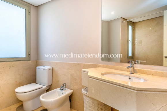 Reventa - Apartamento - Orihuela Costa - LAS COLINAS GOLF RESORT