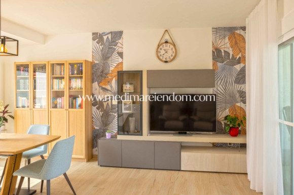 Reventa - Apartamento - Orihuela Costa - Villamartín