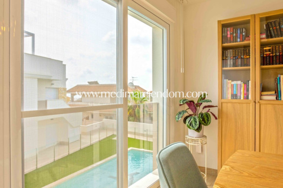 Reventa - Apartamento - Orihuela Costa - Villamartín