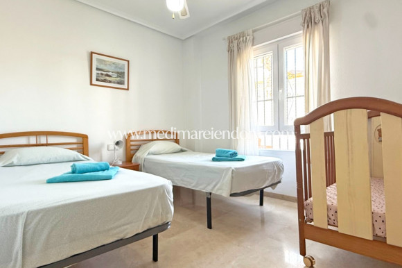 Reventa - Apartamento - Orihuela Costa - Villamartín