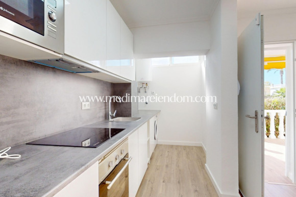 Reventa - Apartamento - Orihuela Costa - Villamartín