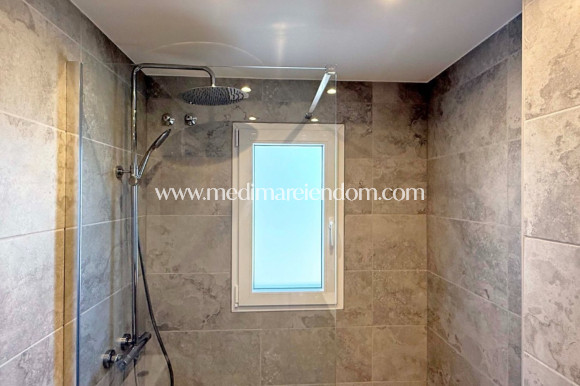 Reventa - Apartamento - Torrevieja - El Acequión - Los Náufragos