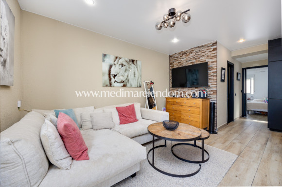 Reventa - Apartamento - Torrevieja - Playa De Los Locos