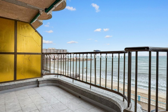 Reventa - Apartamento - Torrevieja - Playa de los Locos