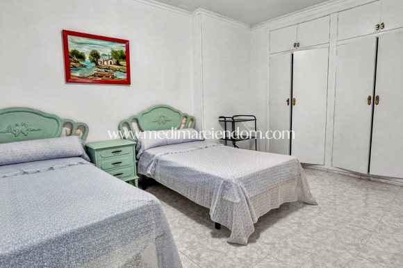 Reventa - Apartamento - Torrevieja - Playa de los Locos