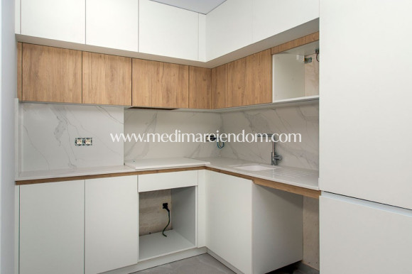 Reventa - Apartamento - Torrevieja - Playa del Cura