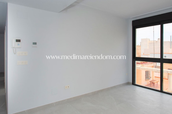 Reventa - Apartamento - Torrevieja - Playa del Cura