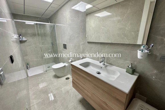 Reventa - Apartamento - Torrevieja - Playa Del Cura