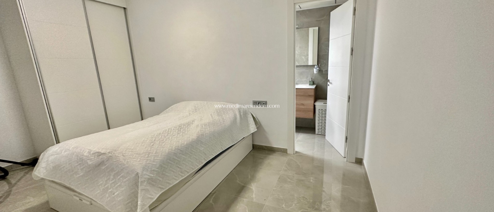 Reventa - Apartamento - Torrevieja - Playa Del Cura