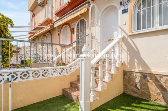 Reventa - Casa adosada - Orihuela Costa - La Florida