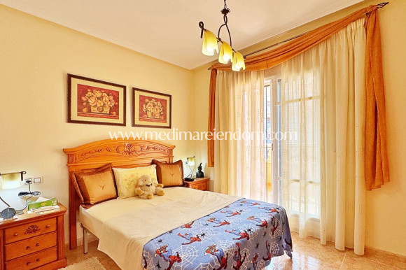 Reventa - Casa adosada - Orihuela Costa - Villamartin