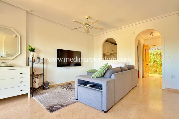 Reventa - Casa adosada - Orihuela - Orihuela Costa