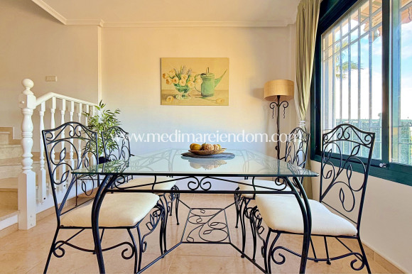 Reventa - Casa adosada - Orihuela - Orihuela Costa