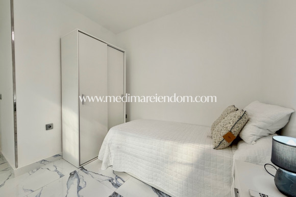 Reventa - Casa adosada - Torrevieja - El Chaparral