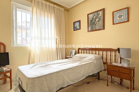 Reventa - Casa adosada - Torrevieja - La Siesta - El Salado -  Torreta