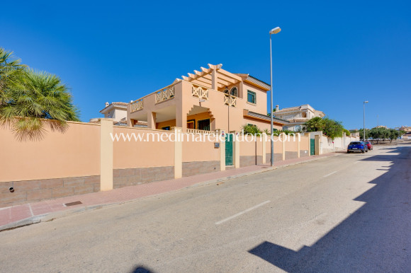 Reventa - Villa - Ciudad Quesada - Rojales