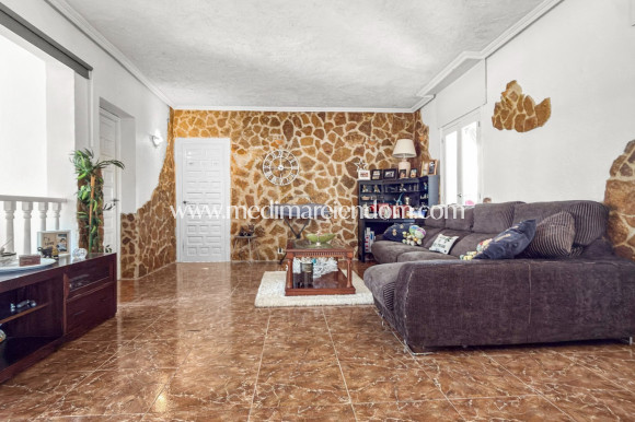 Reventa - Villa independiente - Ciudad Quesada