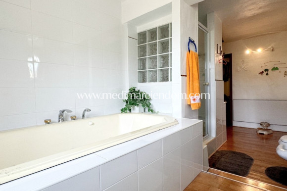 Reventa - Villa independiente - Orihuela Costa - La Zenia