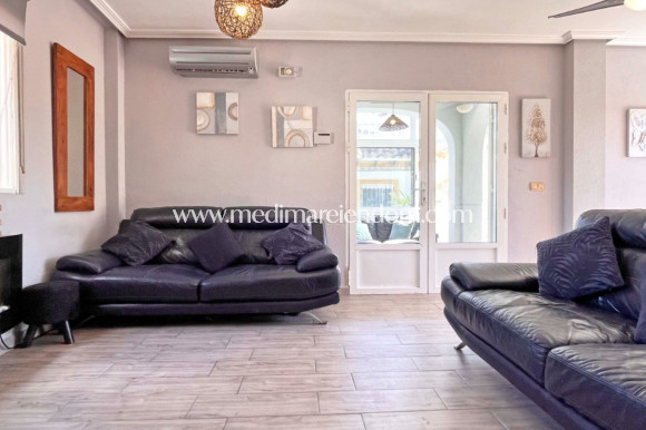 Reventa - Villa independiente - Orihuela Costa - La Zenia