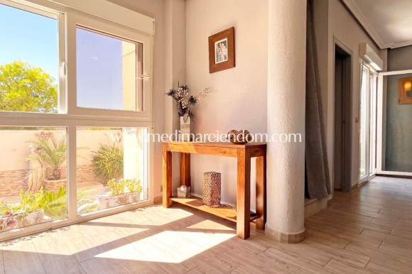 Reventa - Villa independiente - Orihuela Costa - La Zenia