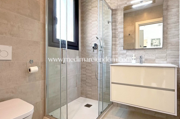 Reventa - Villa independiente - Orihuela Costa - Lomas de Cabo Roig