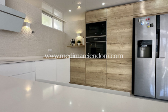 Reventa - Villa independiente - Orihuela Costa - Los Dolses