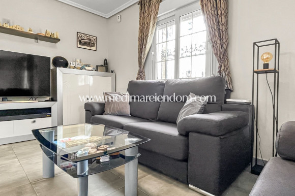 Reventa - Villa independiente - Orihuela Costa - Los Dolses