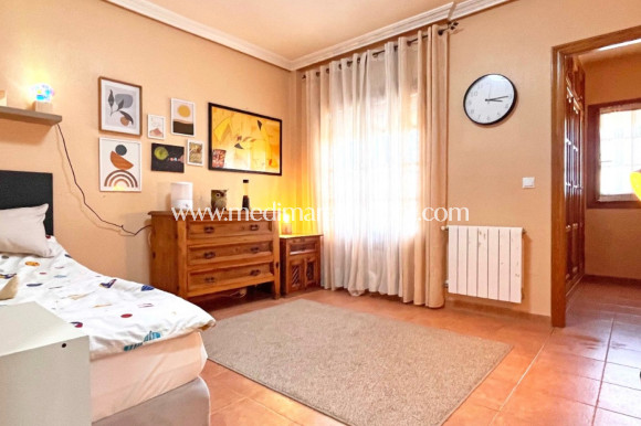 Reventa - Villa independiente - Orihuela Costa - Punta Prima