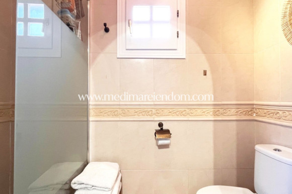 Reventa - Villa independiente - Orihuela Costa - Punta Prima