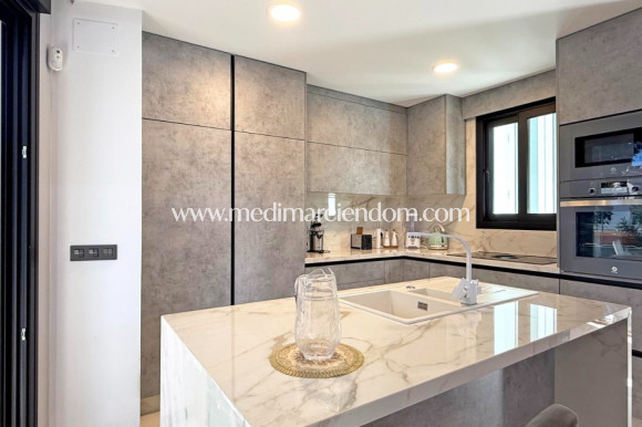 Reventa - Villa independiente - Orihuela Costa - Villamartín