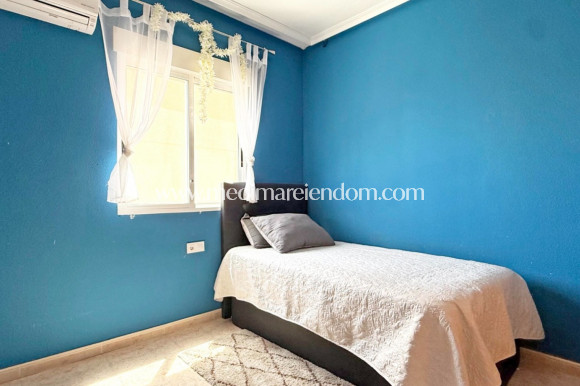 Reventa - Villa independiente - Orihuela Costa - Villamartín