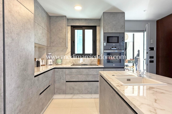 Reventa - Villa independiente - Orihuela Costa - Villamartín