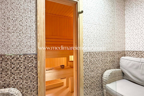 Reventa - Villa independiente - Orihuela Costa - Villamartín