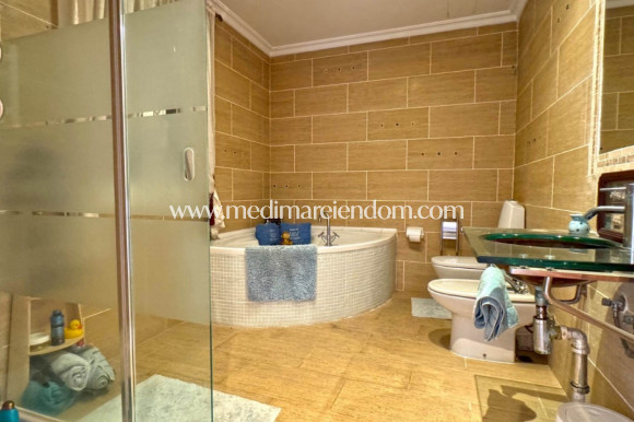 Reventa - Villa independiente - Torrevieja - Los Balcones - Los Altos del Edén