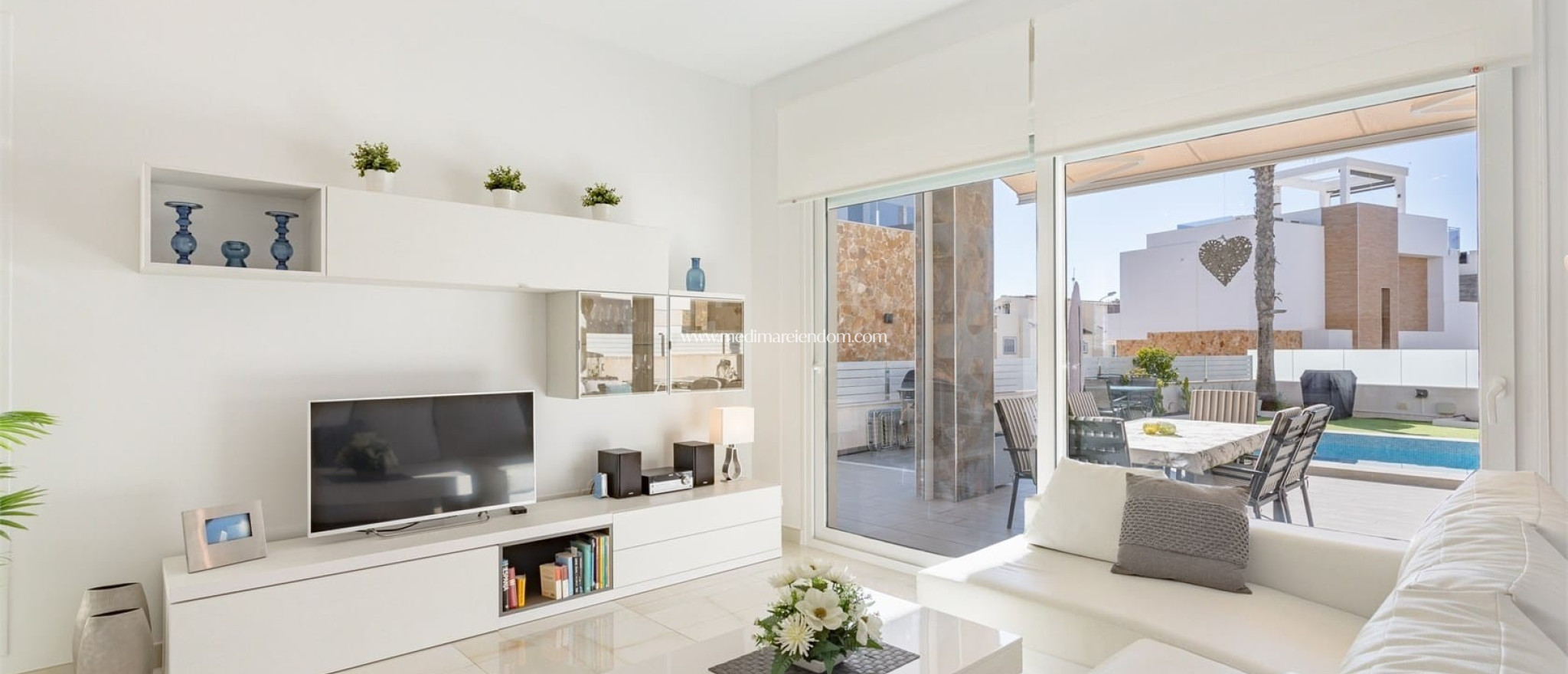 Reventa - Villa independiente - Torrevieja