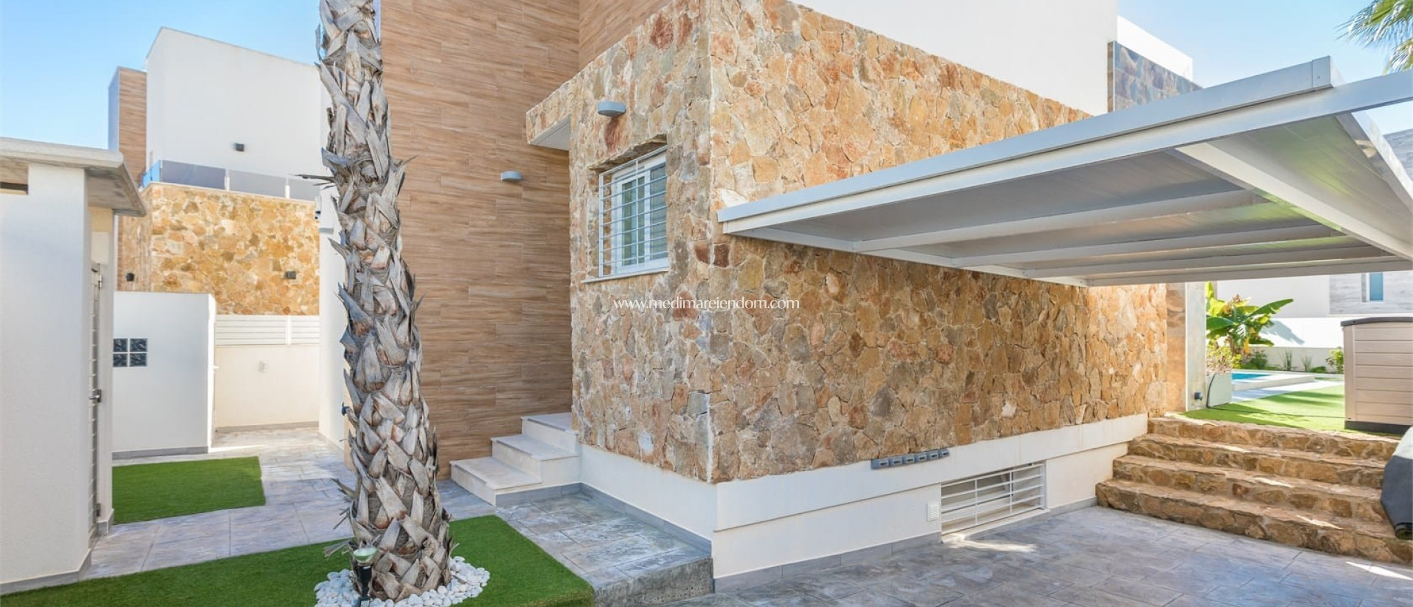 Reventa - Villa independiente - Torrevieja