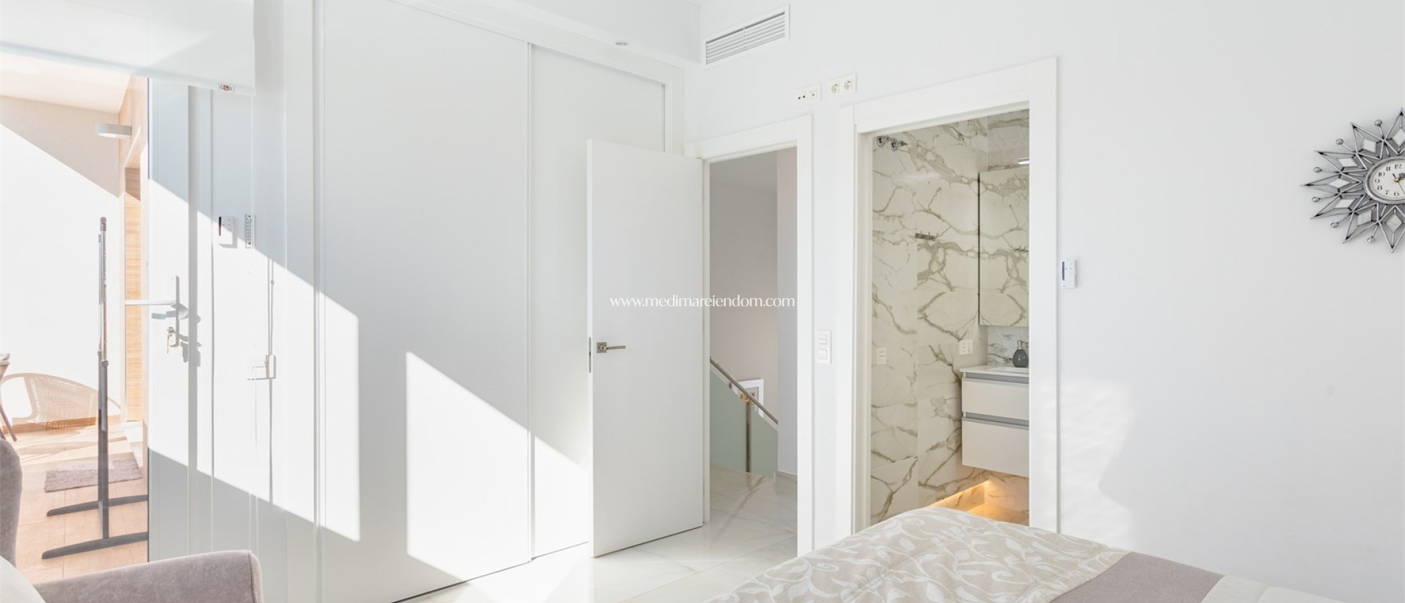 Reventa - Villa independiente - Torrevieja