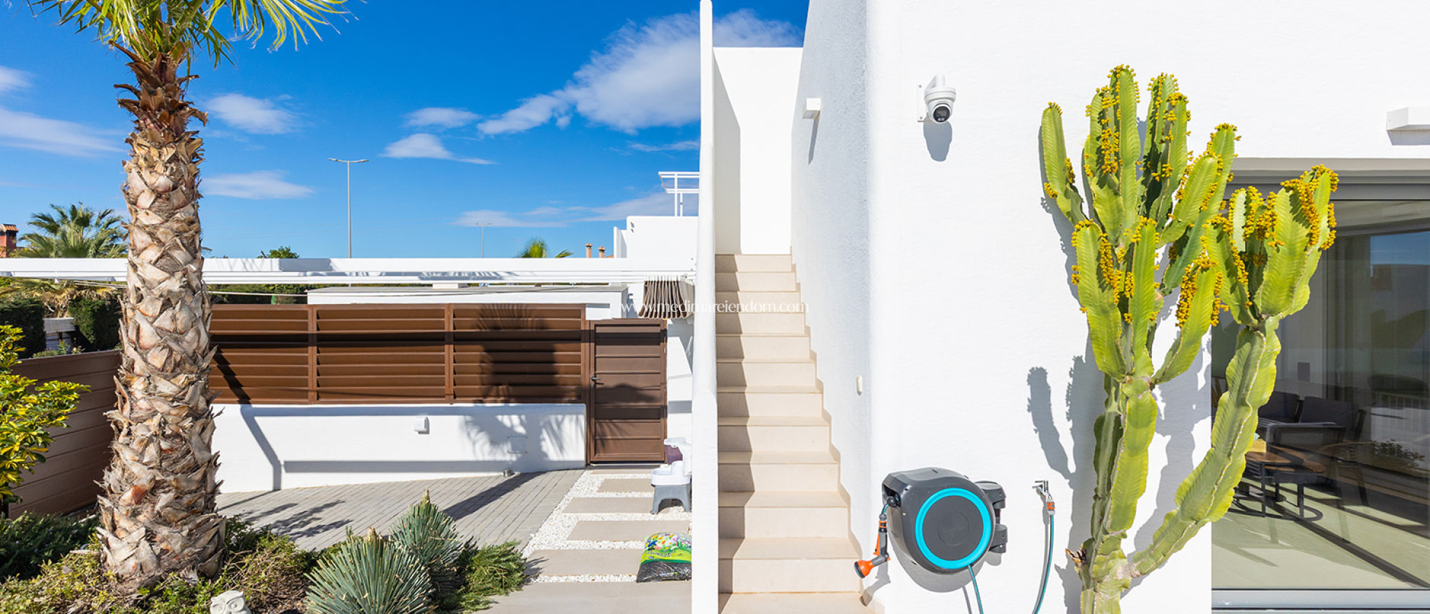 Reventa - Villa - Los Montesinos - La Herrada