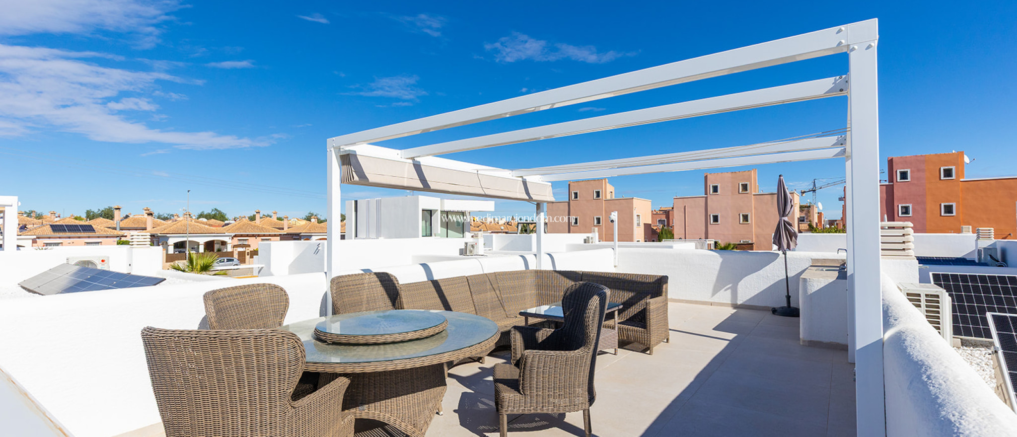 Reventa - Villa - Los Montesinos - La Herrada