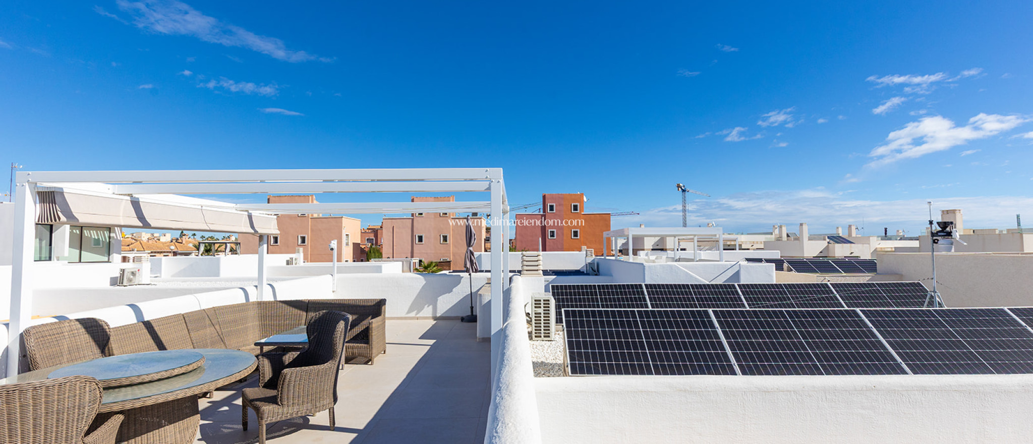 Reventa - Villa - Los Montesinos - La Herrada