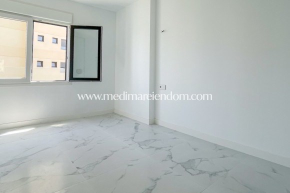 Revente - Appartement - Orihuela Costa - Punta Prima
