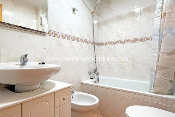 Revente - Appartement - Torrevieja - Nueva Torrevieja - Aguas Nuevas