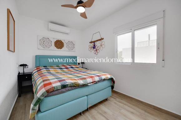 Revente - Appartement - Torrevieja - Playa De Los Locos