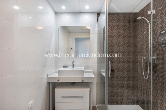 Revente - Appartement - Torrevieja - Punta Prima
