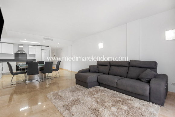 Revente - Appartement - Torrevieja - Punta Prima