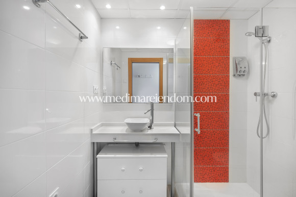 Revente - Appartement - Torrevieja - Punta Prima