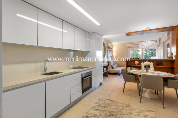 Revente - Appartement - Torrevieja - Punta Prima