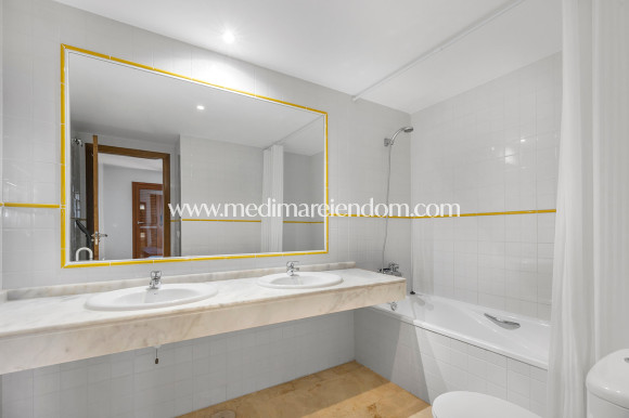 Revente - Appartement - Torrevieja - Punta Prima