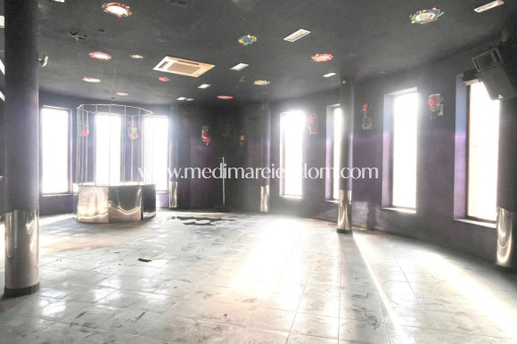 Revente - Commercial - Torrevieja - Playa del Cura