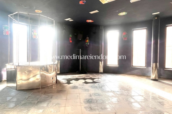 Revente - Commercial - Torrevieja - Playa del Cura